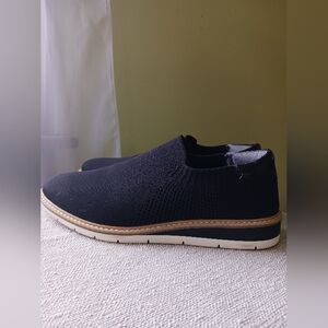 Me Too Slip on shoes Black Sustainable Mesh.